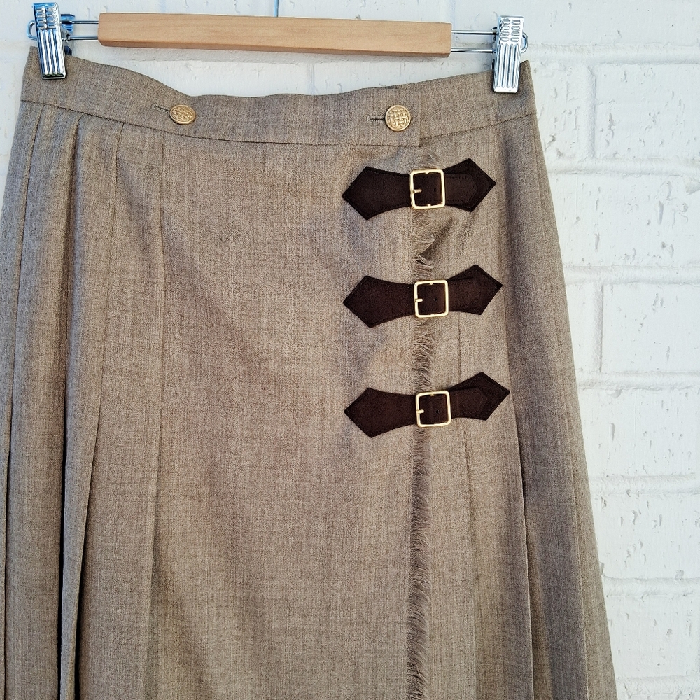 Escada Margaretha Ley Kilt Style Gold Bobby Pin Wool Cashmere Skirt Sz:EU38/6US - Picture 3 of 13
